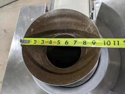 USED 2010 AM MANUFACTURING CO. ROUND-O-MATIC