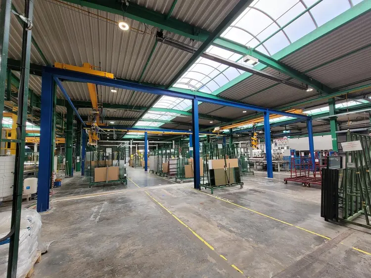 Used 2017 VAKUUMTECHNIK 1.0T/16.5X11.5 Bridge & Overhead Cranes | Amaron s.r.o. #1060700