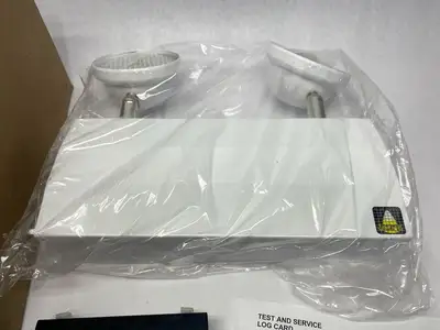 USED ULINE STEEL LED EMERGENCY LIGHT, WHITE, W/ BATTERY