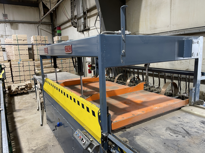 L & L Machinery GA-100 High Frequency Gluer
