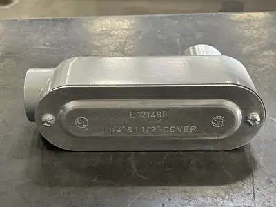 1-1/4" LB Conduit Body w/ Cover