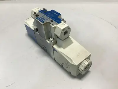 USED VICKERS DG4V37CMP7H750