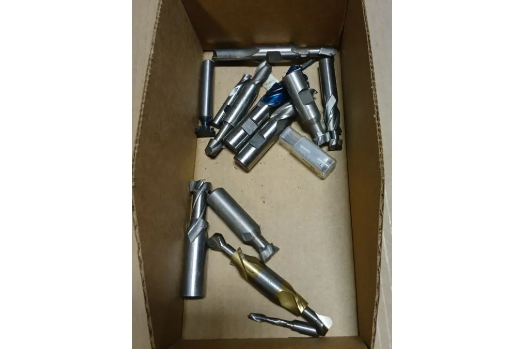 Used _UNKNOWN_ _UNKNOWN_ Milling Cutters Ohio US | Thompson Auctioneers #1547197
