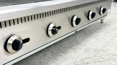 171-0445 60" 5-Burner Radiant Gas Broiler