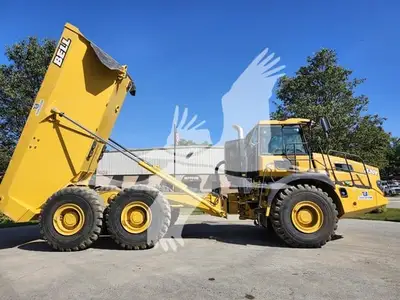 USED 2024 BELL B30E