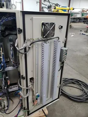 USED 2014 YASKAWA MOTOMAN MA1900