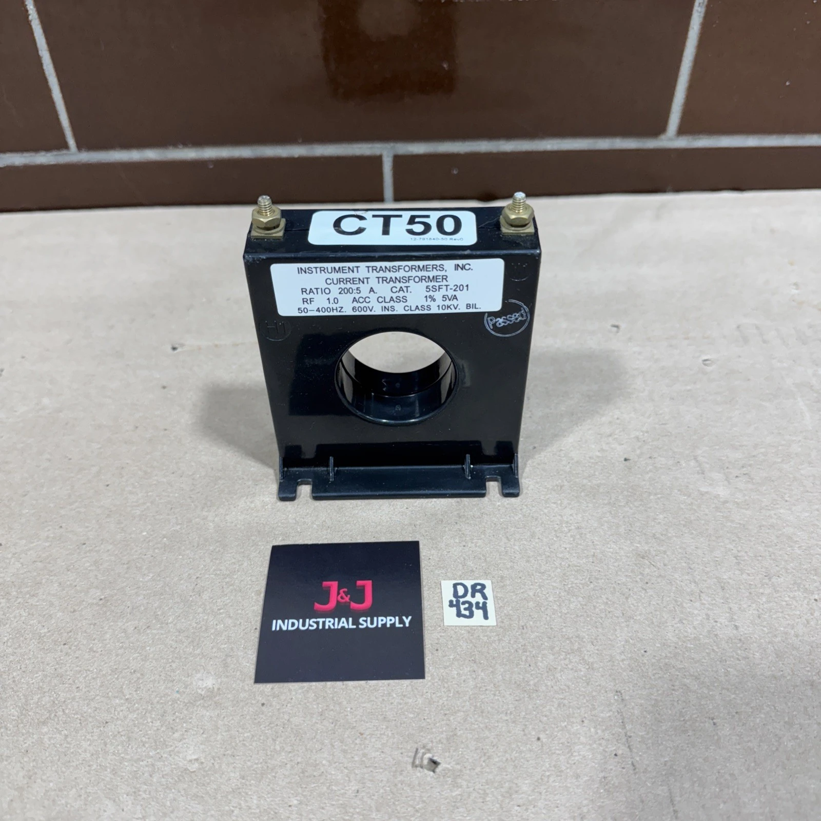 USED Instrument Transformers, Inc. 5SFT-201