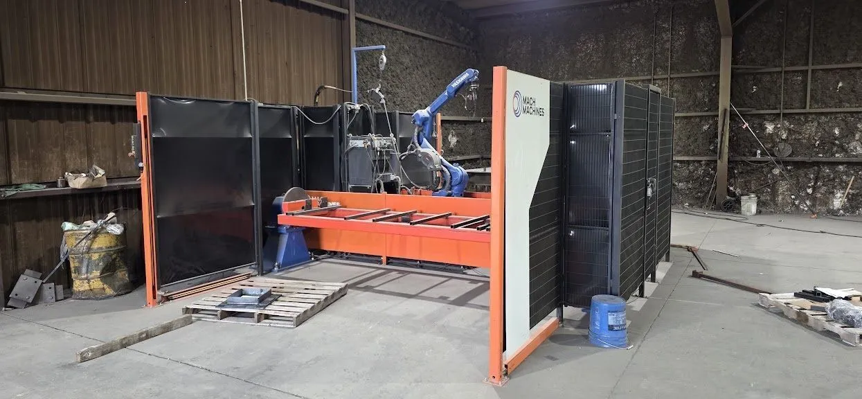 Used Mach Machines Yaskawa / Fronius Weld Cell Robotic Welding Cells Wisconsin US | Mac-Tech #1357092