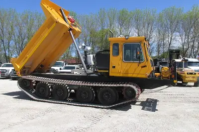 Used 2002 HICO HT10 WT Crawler Carriers & Dumpers Manitoba CA | Conquest Truck & Auto Sales #1421352