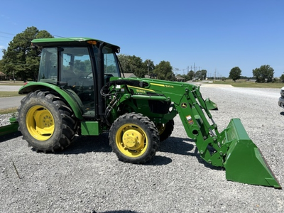 USED 2023 Deere 5055E
