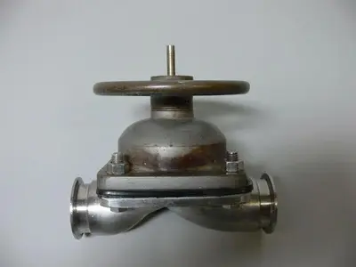 USED STAINLESS STEEL SANITARY 1" DIAPHRAGM VALVE