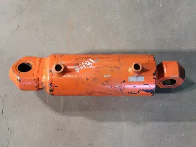 Hydraulic Cylinder 77715 86181
