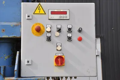 USED ZM 1000 TON
