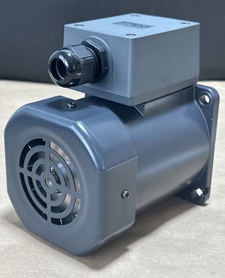 NEW Oriental Motor 5IK60GU-SWT