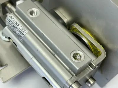 Used Bosch Rexroth Conveyor Diverter Conveyor Parts Michigan US | Maverick Industrial Sales #1398406