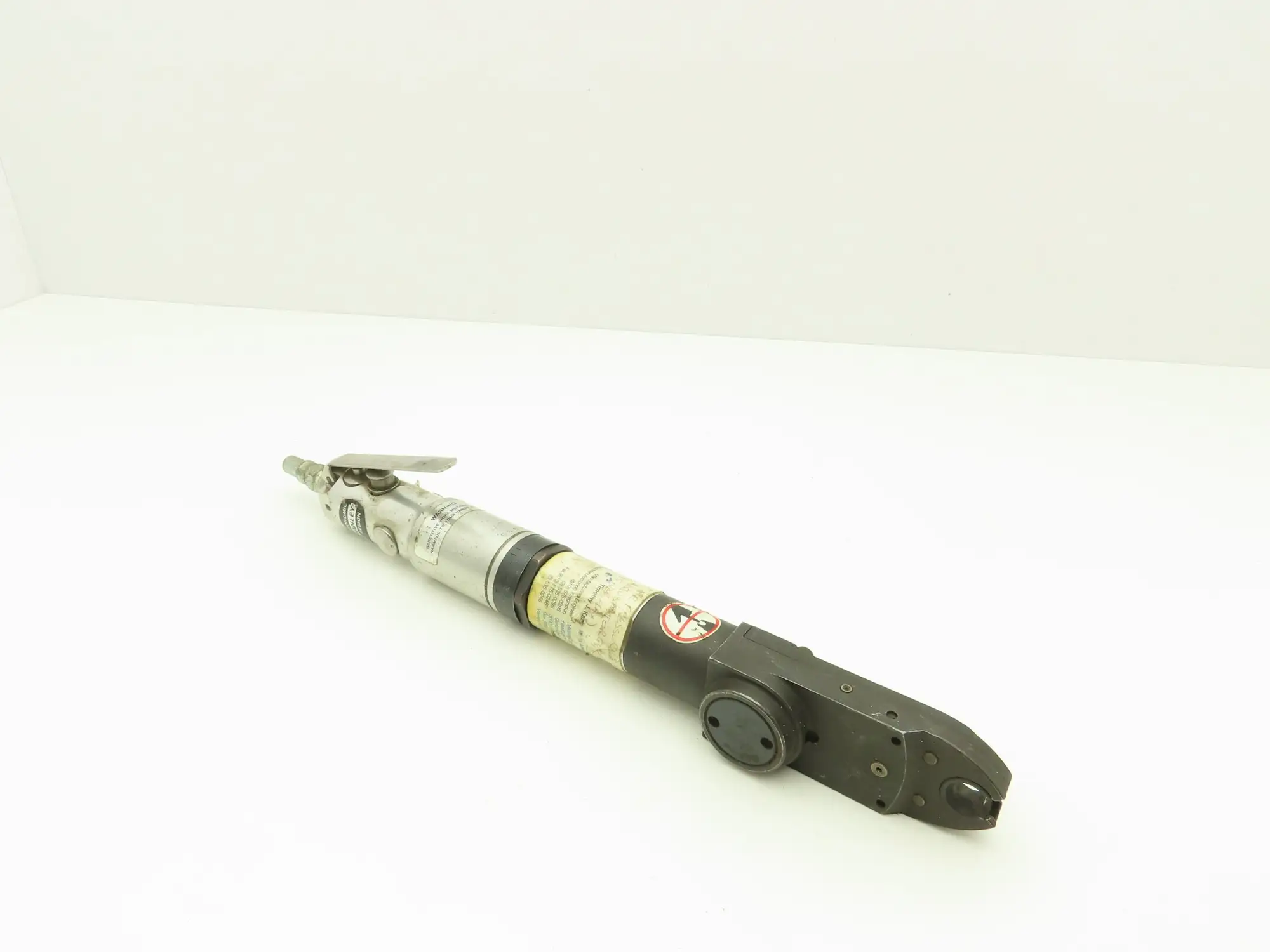 Stanley F30L211TA-23 Pneumatic Crowfoot Nutrunner 1/2" Right Angle Nut Driver