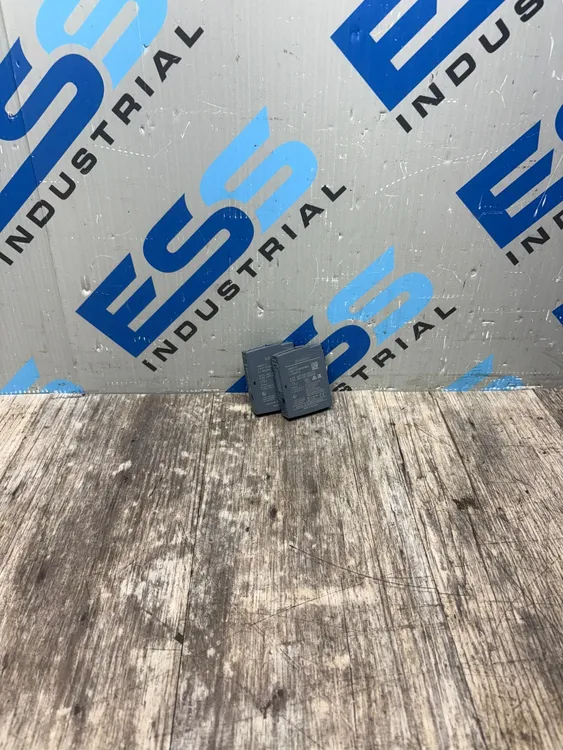 Used SIEMENS 6ES7132-6BD20-0BA0 Misc Electrical & Power Parts South Carolina US | ESS Industrial Equipment Sales #1326638