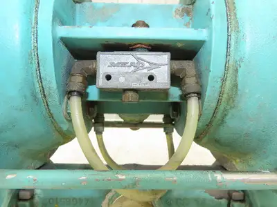 ITT 1A0D SNNN Air Operated Pneumatic Diaphragm Pump 1"NPT 316 Stainless 125psi