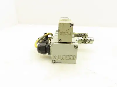 Numatics 123BA43AMN00061 Pneumatic Solenoid Valve w/Manifold Base 24VDC