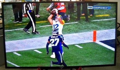 90" Sharp AQUOS PN-LE901 Full HD Commercial LED TV / Television / Monitor / Display