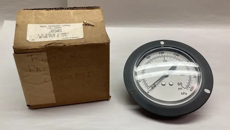 New | in-Stock MARSH INSTRUMENT COMOPANY J8946 Lab Manometers Ohio US | Surplus Asset Holdings #1246964
