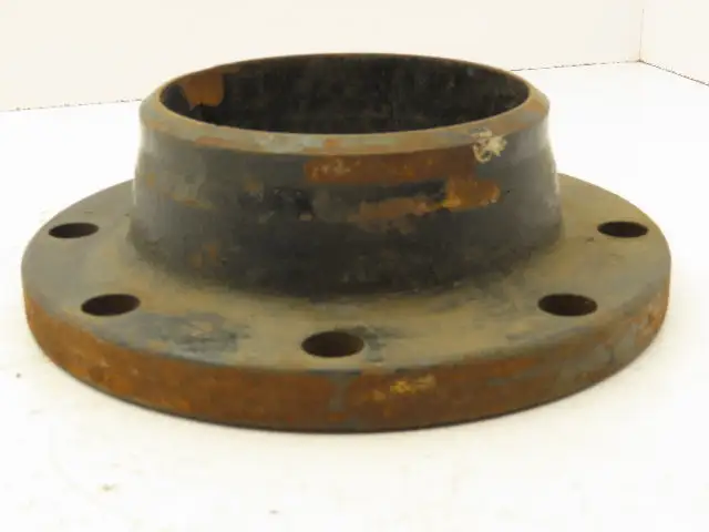 Carbon Steel 6" Weld Neck Pipe Flange 8-Bolt 150Lb A105