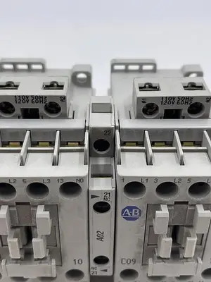 Used ALLEN-BRADLEY ALLEN-BRADLEY 104-C09D22 SER B 100-C09*10 SER A PLC Contactors | ND Industrial Surplus #1216176