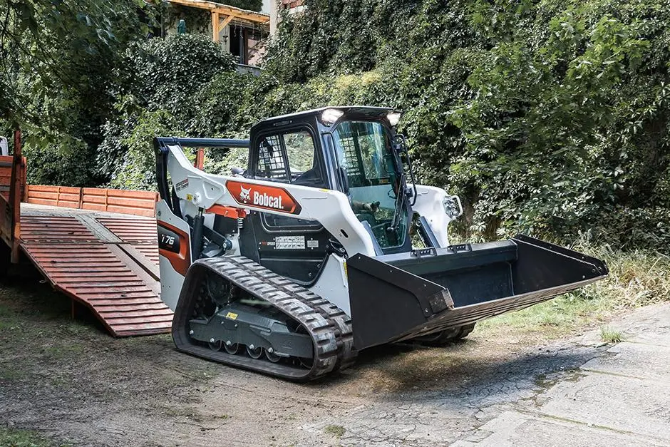 USED 2023 Bobcat T76