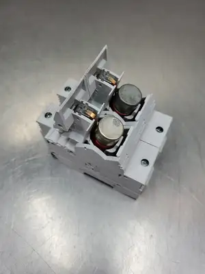 USED Littelfuse LFPSJ-ID FUSE HOLDER, 2 POLE, 30A, 600V.