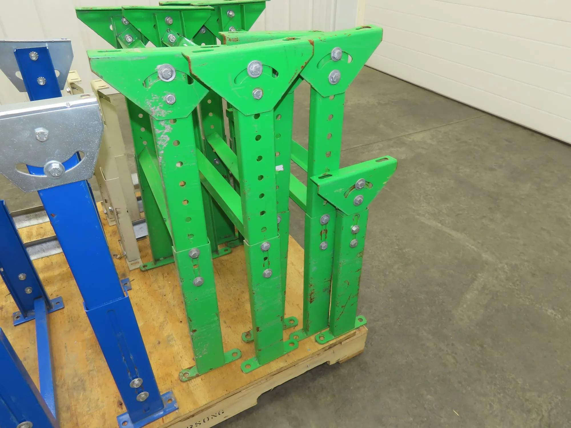 18-1/2"W Conveyor Leg Stationary Floor Support GREEN 19-1/4" to 31"H