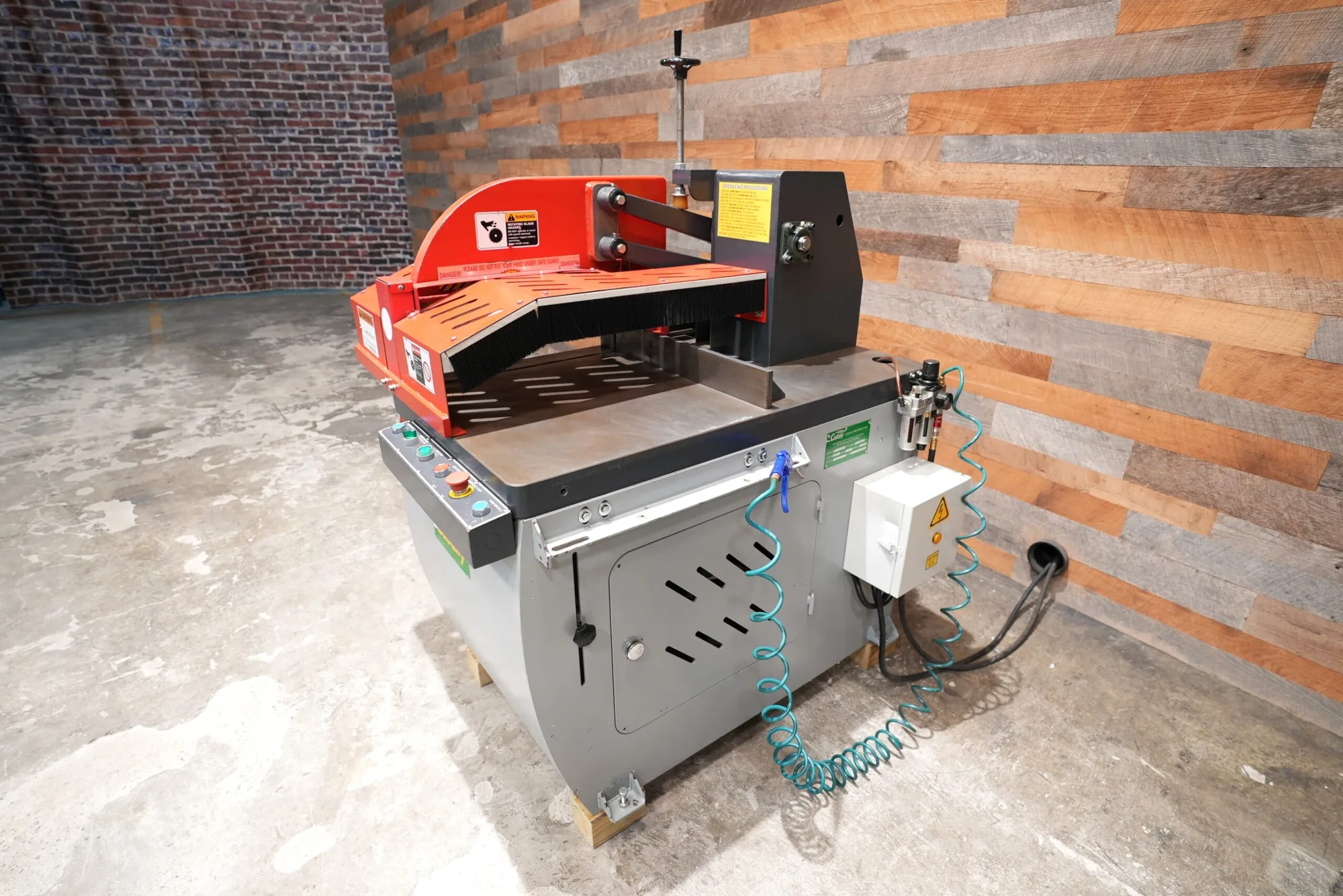 2016 Castaly 24″ CS-24L Pneumatic Upcut Saw