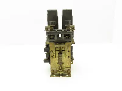 General Electric DS303A 3C01CXA003 DC Contactor 120VDC Coil 600V 100A