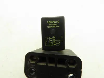 Banner Q25SP6LPQ Right Angle Base Mount Retroreflective Sensor 10-30VDC Lot of 5