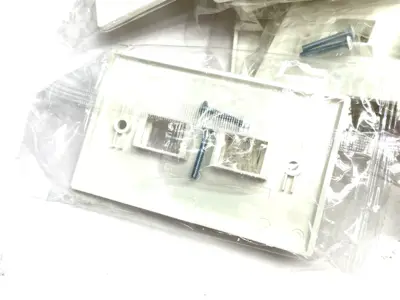 USED MONOPRICE 1-GANG WALL PLATE FOR KEYSTONE, 2-PORT WPK-2
