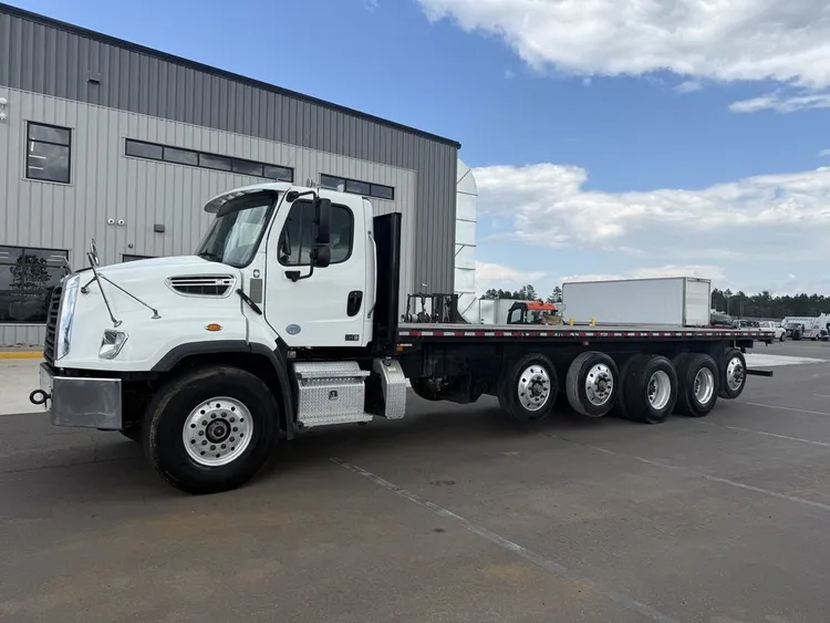 Used 2022 FREIGHTLINER 114SD FLATBED Flatbed Trucks Minnesota US | Carco Truck & Equipment #1514104