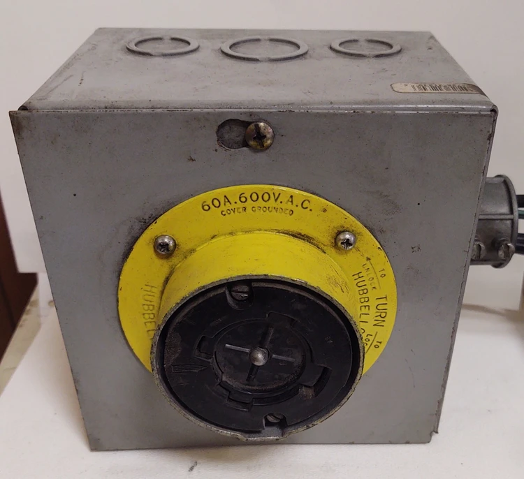 Used Hubbell HBL26421 Disconnects Kentucky US | Edwards Industrial Repair #1017878