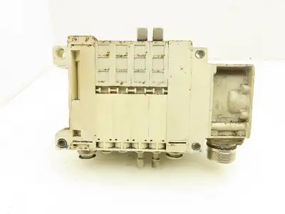 SMC VVQ2000-10A-1 VQ2401-51 Pneumatic Solenoid Valve 4-Station Manifold Block