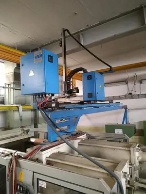 Used 2001 KRAUSS MAFFEI KM 300-1400 C1 Injection Molding Machines CZ | Amaron s.r.o. #1061786