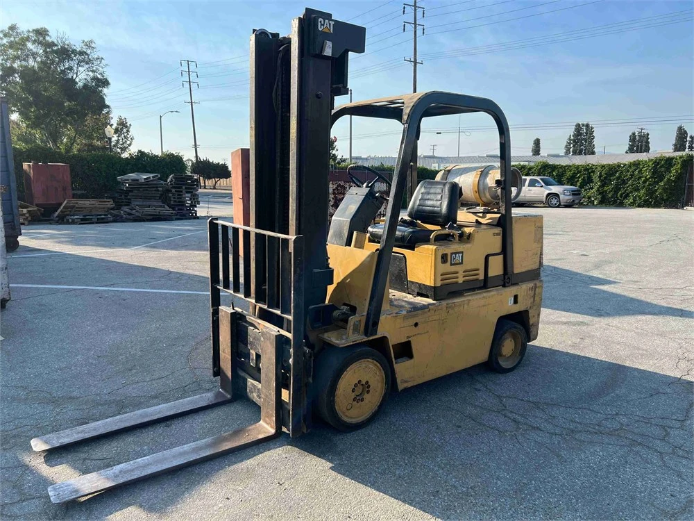 Used CATERPILLAR TC100D Misc Forklifts California US | MachineryMax #1319623
