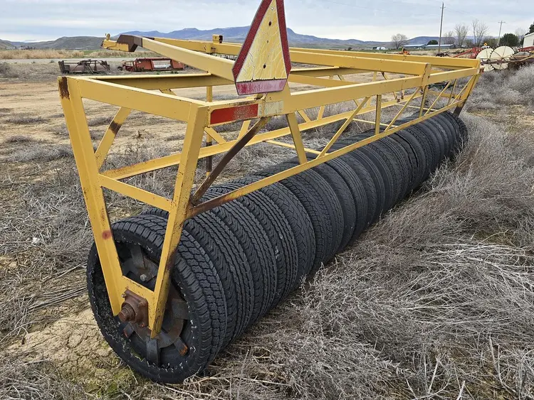 Used WELD SHOP 17' Trailed Rollers Idaho US | Berry Machinery #910962