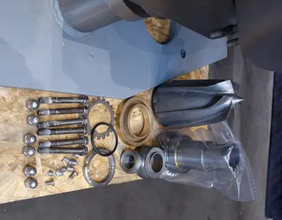 Alfa-Laval MRPX 417 SGV-34C clarifier base and motor only.