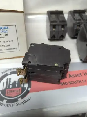 Used GE THQB2115 Miscellaneous Equipment (Electrical & Power) | Surplus Asset Holdings #1200293