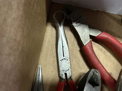 Used _UNKNOWN_ _UNKNOWN_ Pliers Michigan US | Miedema Asset Management Group #1371892