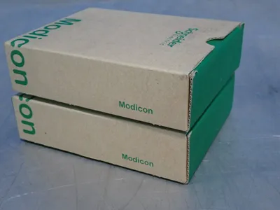 Used SCHNEIDER ELECTRIC XPSMCMCP0802 Programmable Logic Controllers Ohio US | HGR 24 #1006751