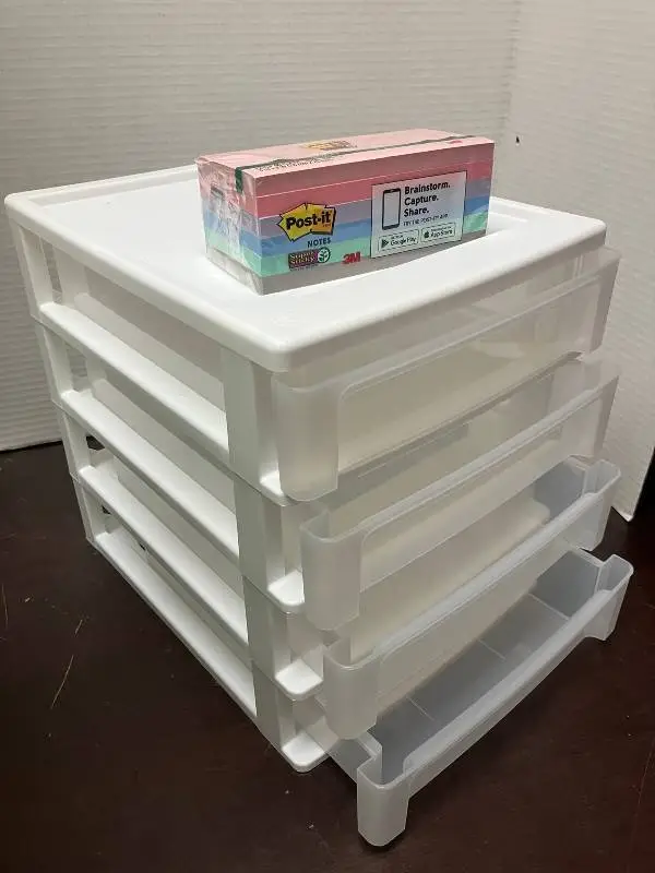 Four Drawer Organizer and Post-It Notes