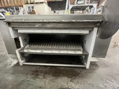 USED 1996 LUBOT WAKKER DRY SLICER