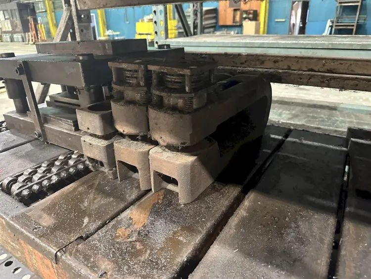 Used UNITTOOL _UNKNOWN_ Punches & Dies Ohio US | Yoder Brothers machinery #444413
