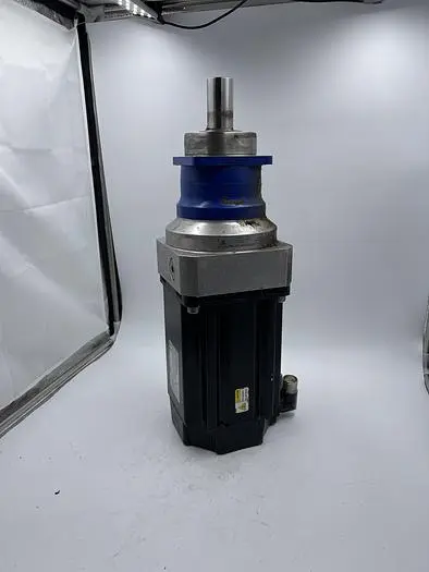 Used ALLEN-BRADLEY ALLEN-BRADLEY MPL-B540K-MK72AA, WITTENSTEIN SP 100S-MC1-4-0K1-2K Servo Motors | ND Industrial Surplus #1216125