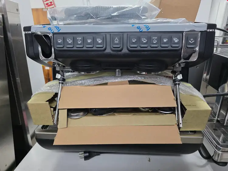 New | in-Stock Nuova Unused Nuova Simonelli Appia Life Compact V 2 Group Volumetric Espresso Coffee Machine 208/240V Coffee Equipment Illinois US | Falcon Restaurant Supply #1374266