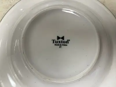 Used Tuxton Used 12"Tuxton 21 Ceramic Serving Bowl - WO1 Smallwares Illinois US | Falcon Restaurant Supply #1375387